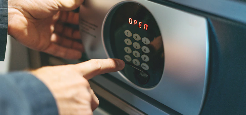 Cash Safe Openers in Walnut Park, California